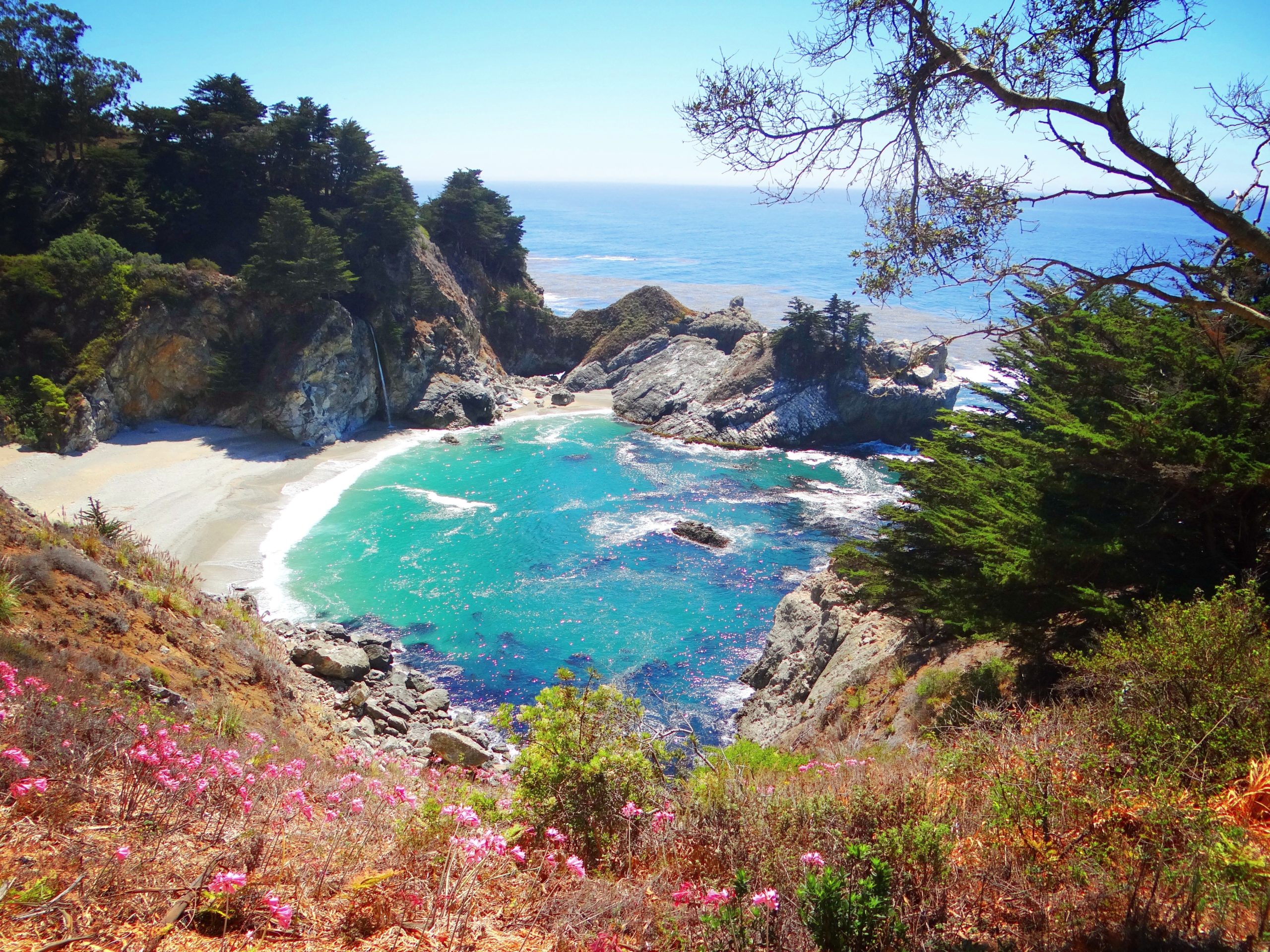 California Road Trip Itinerary - Julia Pfeiffer Burns State Park