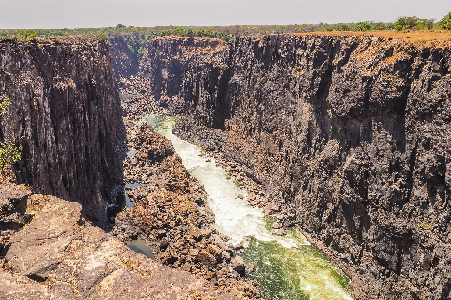 Victoria Falls in November