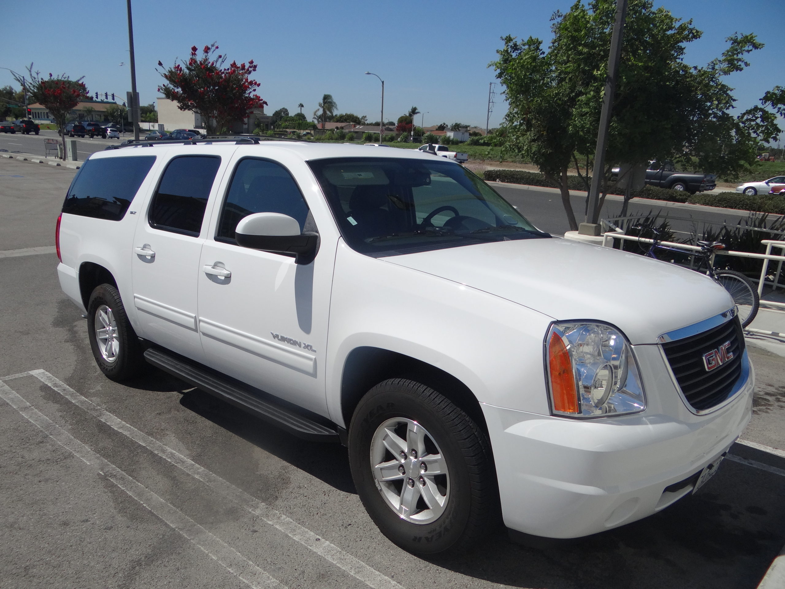 Road Trip Car - Yukon