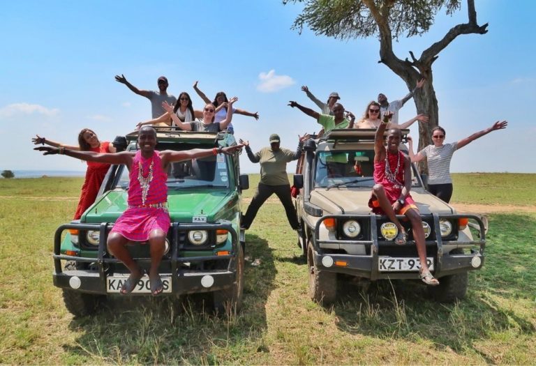 10 Reasons to Take a Group Tour in Africa