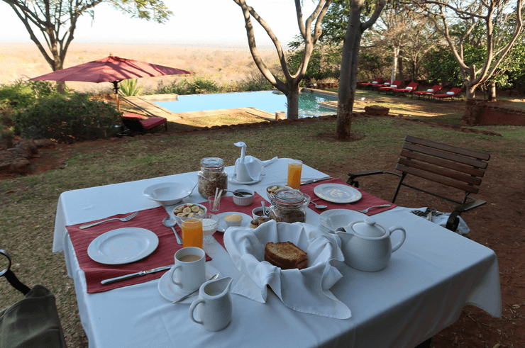 Breakfast at the Stanley Safari Lodge, Livingstone, Zambia