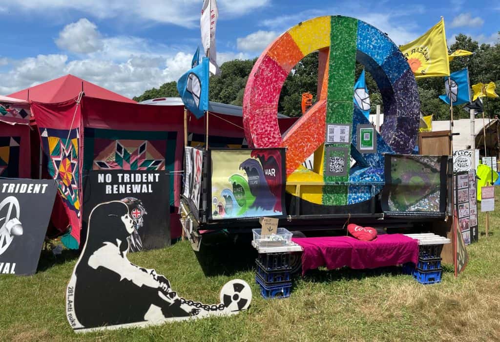 Glastonbury Rainbow Peace Sign